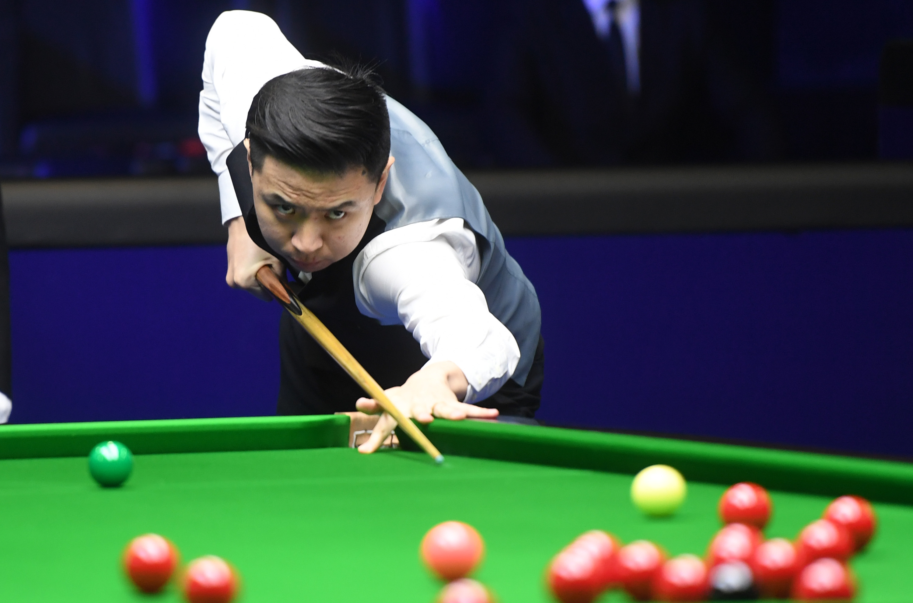 最终遭曼联 最终遭曼联